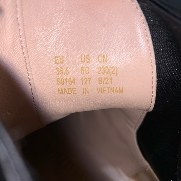 COPY - Stuart Weitzman Norah Chelsea Bootie - Picture 8 of 9